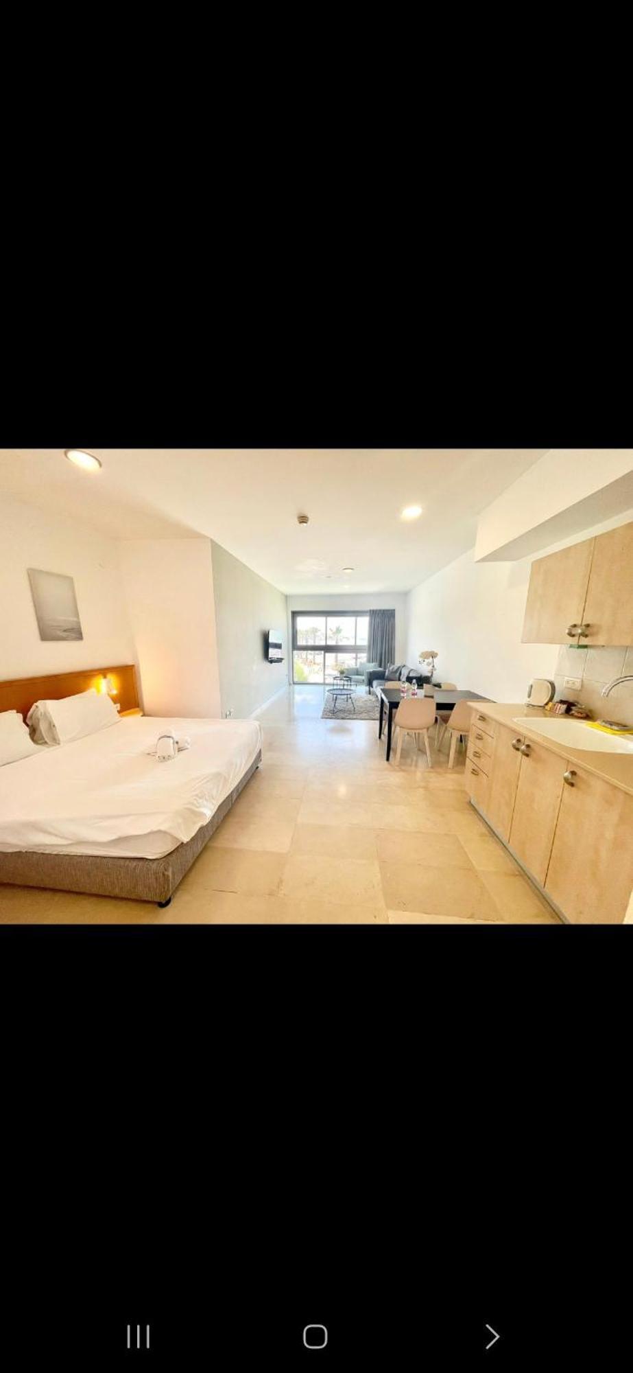 Oceanus Apartment Hotel Herzliya Экстерьер фото